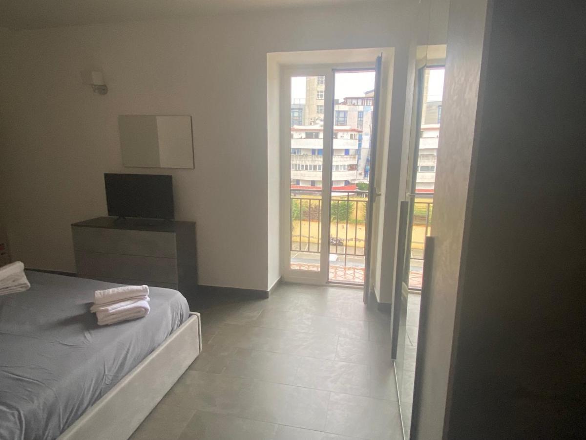 Apartment Tre Regine เนเปิลส์ ภายนอก รูปภาพ